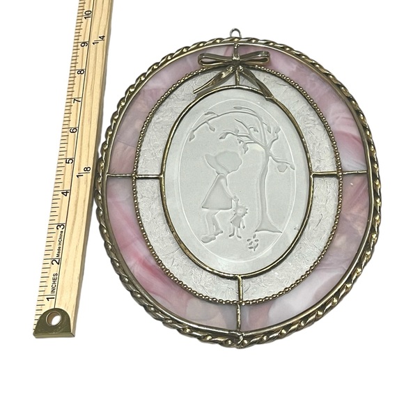 Vintage stained glass like sun catcher w/etched little‎ girl and doll under tree - Picture 3 of 8
